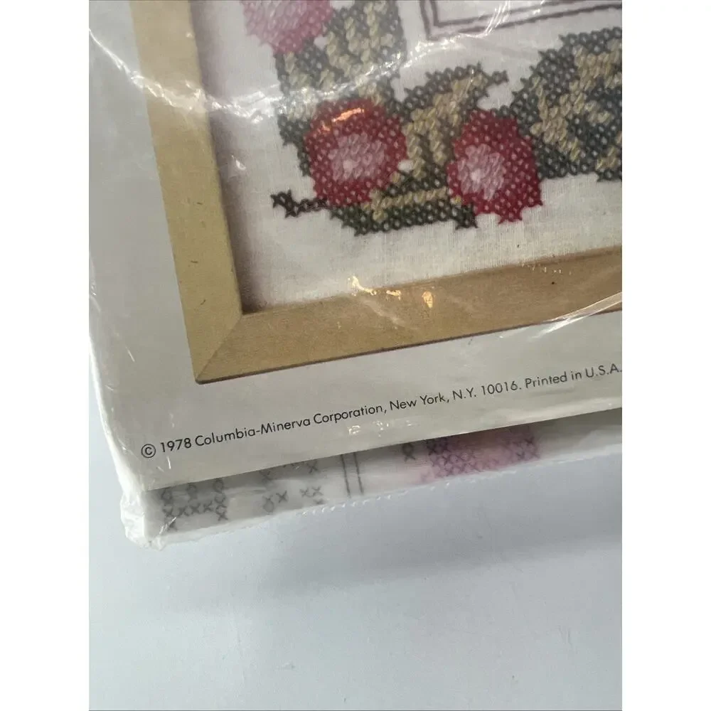 Columbia Minerva Cross Stitch Kit LIVING WELL best revenge #6782 Pink Green 1978